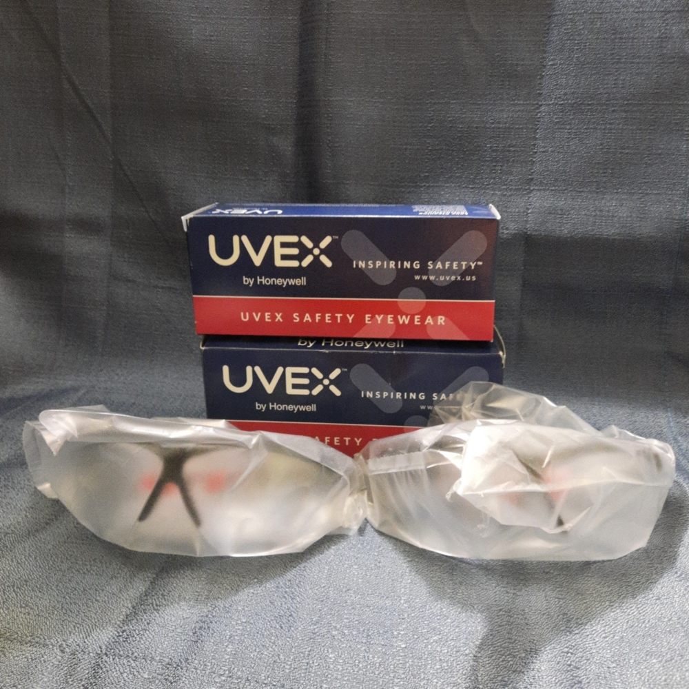 2 pcs Safety Glasses